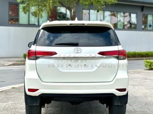 Xe Toyota Fortuner 2.7V 4x2 AT 2018