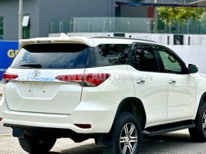 Xe Toyota Fortuner 2.7V 4x2 AT 2018