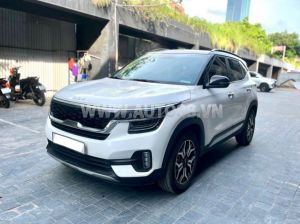 Xe Kia Seltos Premium 1.6 AT 2022