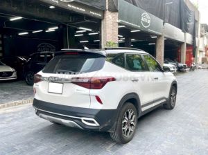 Xe Kia Seltos Premium 1.6 AT 2022