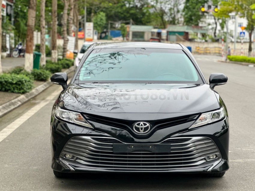 Toyota Camry 2.0G 2021