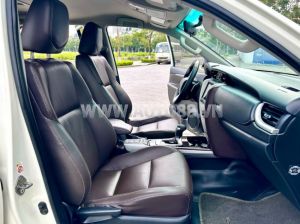 Xe Toyota Fortuner 2.7V 4x2 AT 2018