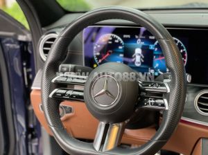 Xe Mercedes Benz E class E300 AMG 2021