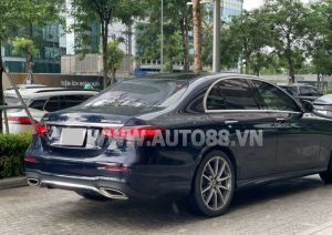 Xe Mercedes Benz E class E300 AMG 2021
